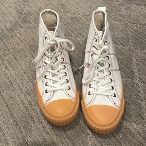 Women’s J Crew converse type sneaker Size 8